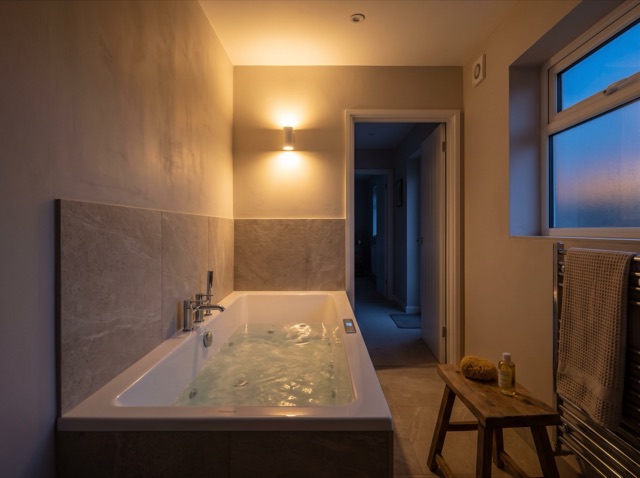 Whirlpool bath — category tile